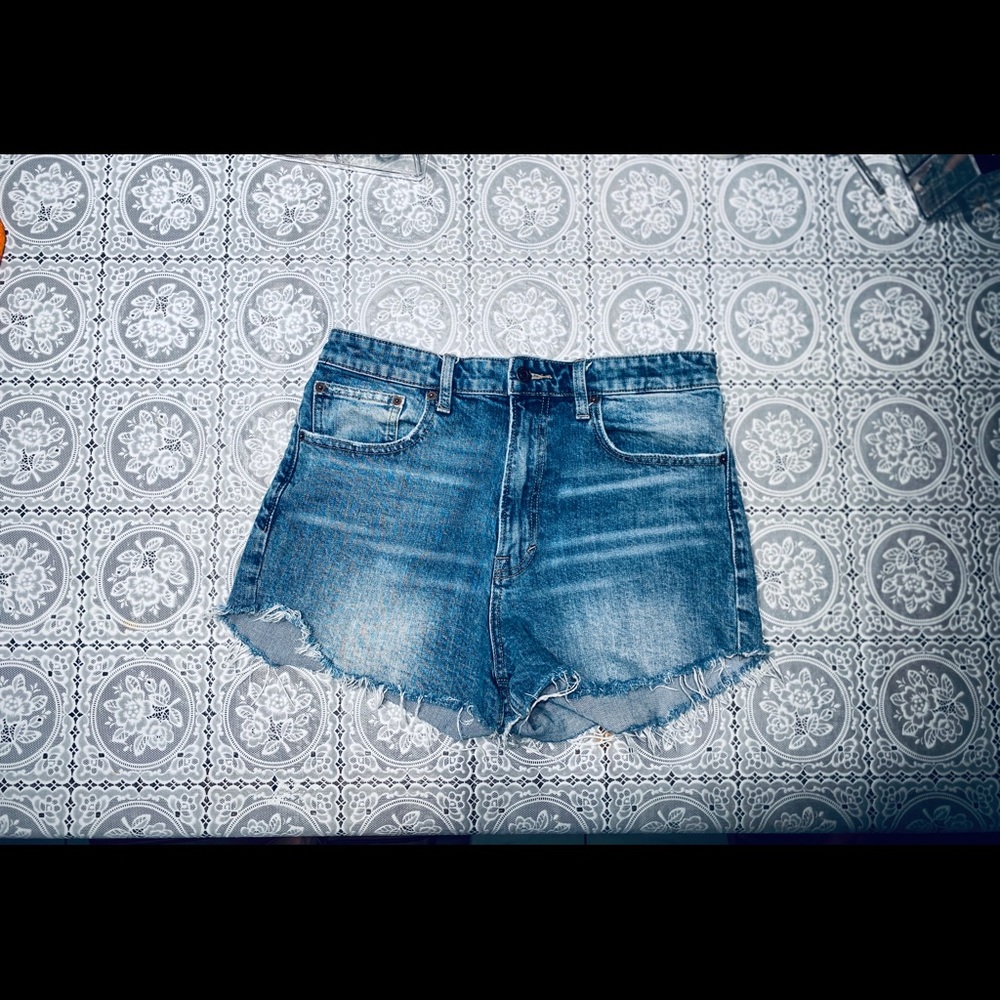 Lucky brand denim distressed shorts